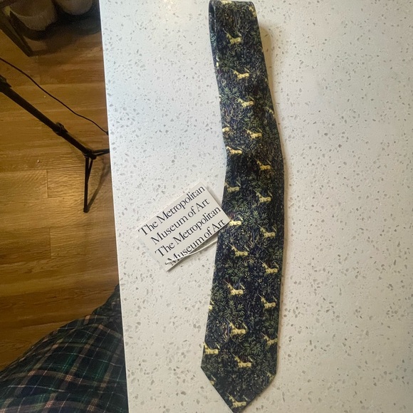 Metropolitan Museum of Art Tie! - Picture 6 of 6